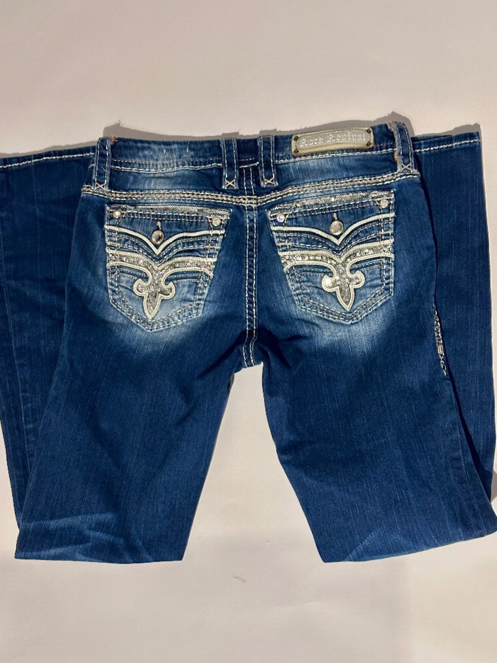 Rock Revival Women’s Easy Boot Cut Jeans Size 28 EUC Embellished